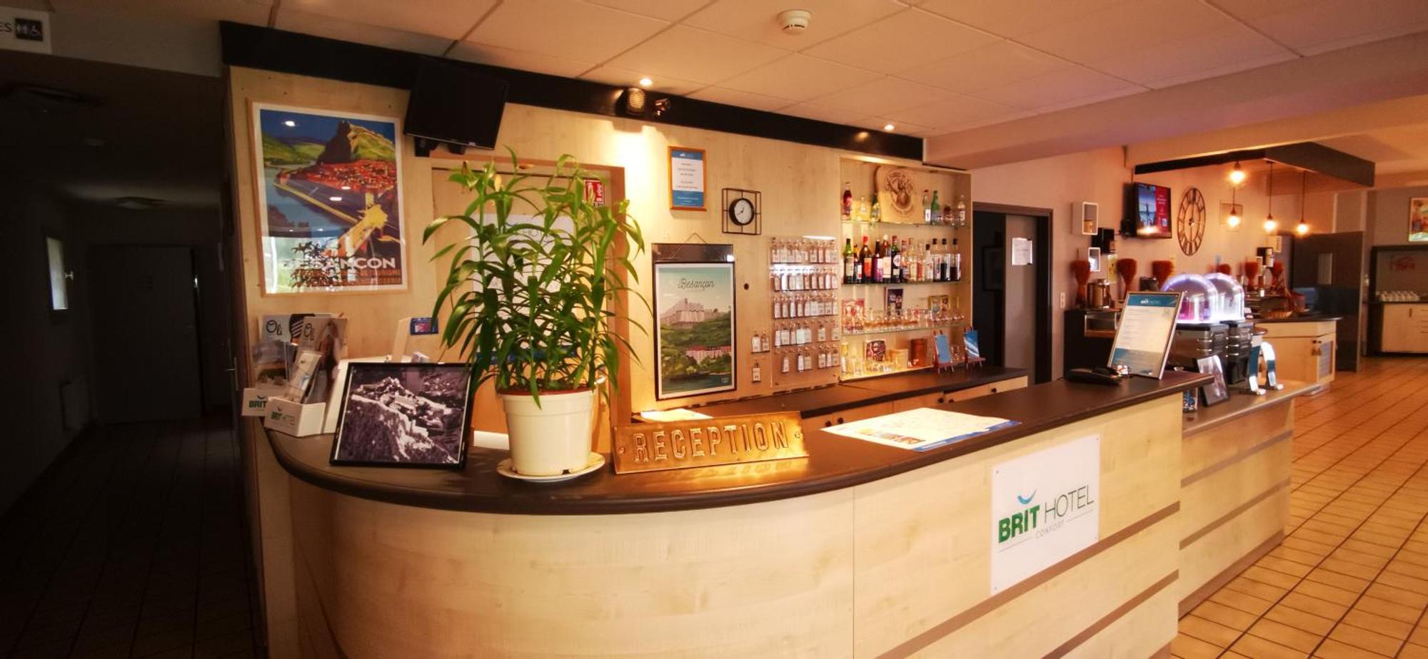 Brit Hotel Besancon L'Horloge מראה חיצוני תמונה